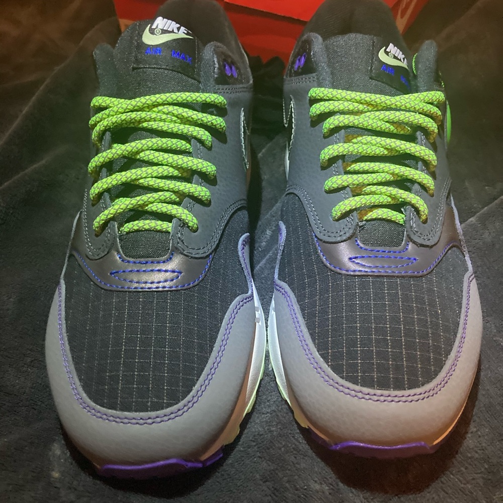 Nike air max 1 future swoosh 10.5